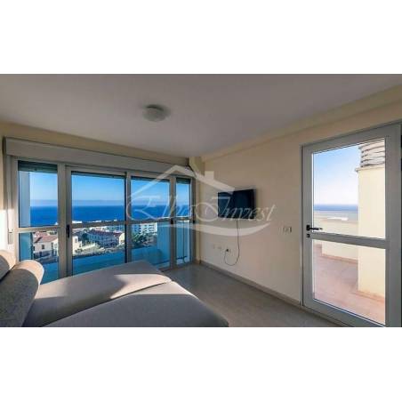 Sprzedaż - Nieruchomości - Dom piętrowy - Golf del Sur 3