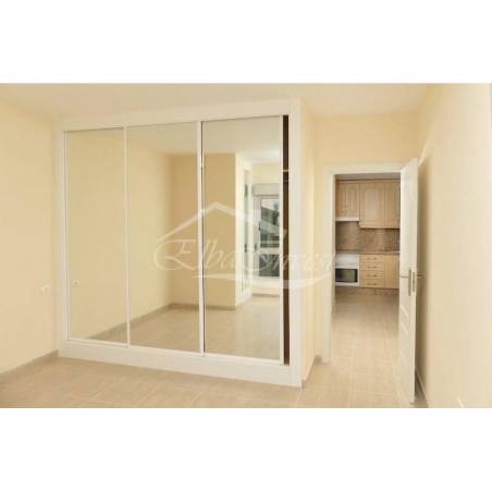 Sprzedaż - Nieruchomości - Dom piętrowy - Golf del Sur 3