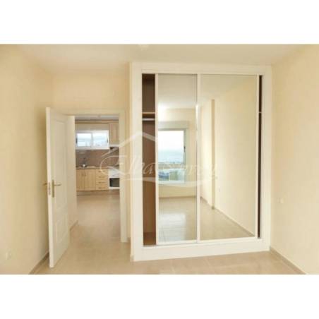 Sprzedaż - Nieruchomości - Dom piętrowy - Golf del Sur 3