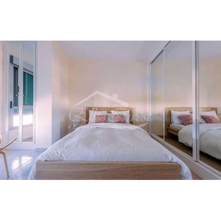 Sprzedaż - Nieruchomości - Dom piętrowy - Golf del Sur 3