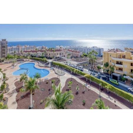 Sprzedaż - Nieruchomości - Dom piętrowy - Golf del Sur 3