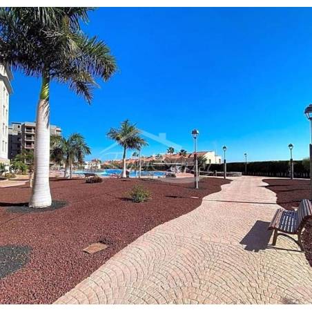 Sprzedaż - Nieruchomości - Dom piętrowy - Golf del Sur 3