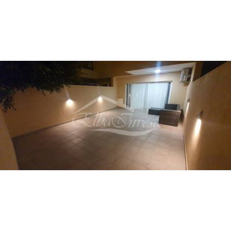 Sprzedaż - Nieruchomości - Dom piętrowy - Torviscas Alto 1