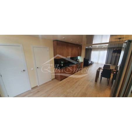 Sprzedaż - Nieruchomości - Dom piętrowy - Torviscas Alto 1