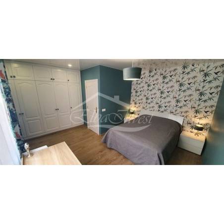 Sprzedaż - Nieruchomości - Dom piętrowy - Torviscas Alto 1