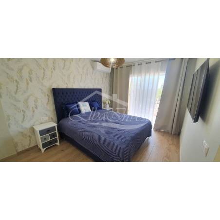 Sprzedaż - Nieruchomości - Dom piętrowy - Torviscas Alto 1