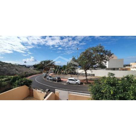 Sprzedaż - Nieruchomości - Dom piętrowy - Torviscas Alto 1