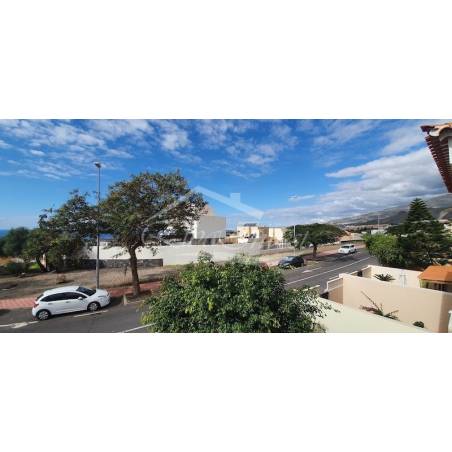 Sprzedaż - Nieruchomości - Dom piętrowy - Torviscas Alto 1