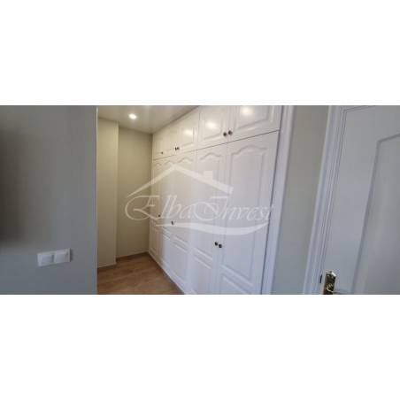 Sprzedaż - Nieruchomości - Dom piętrowy - Torviscas Alto 1