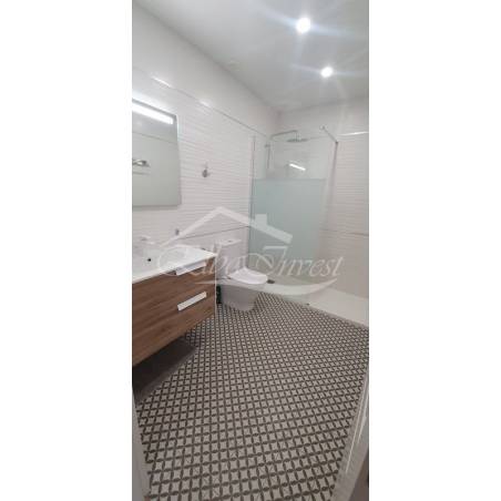 Sprzedaż - Nieruchomości - Dom piętrowy - Torviscas Alto 1