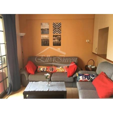 Sprzedaż - Nieruchomości - Dom piętrowy - Los Cristianos 2