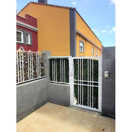 Sprzedaż - Nieruchomości - Dom / Apartament - Calle Mencey Anaga 1