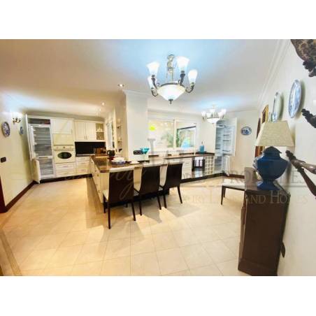 Sprzedaż - Nieruchomości - Dom / Apartament - San Eugenio Alto 1