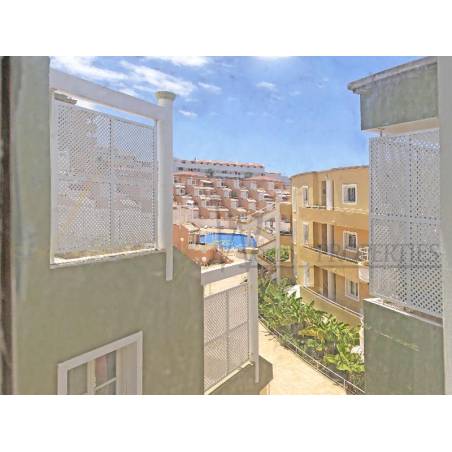 Sprzedaż - Nieruchomości - Mieszkanie - Calle Antonio Navarro 3