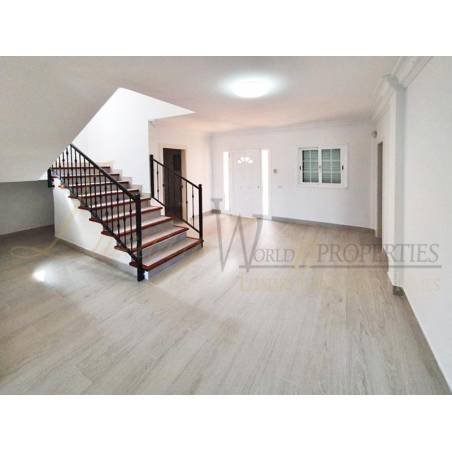 Sprzedaż - Nieruchomości - Dom / Apartament - Torviscas Alto 3