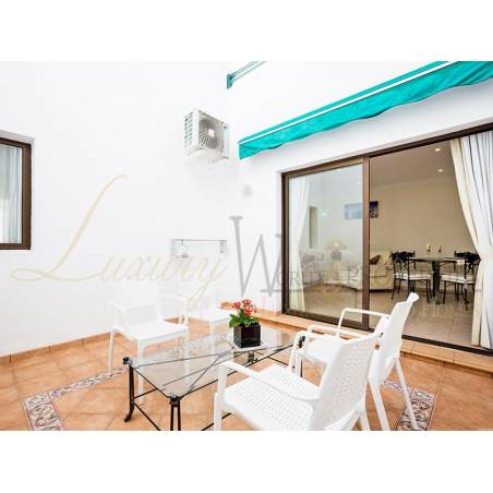 Sprzedaż - Nieruchomości - Mieszkanie - Calle Antonio Navarro 4