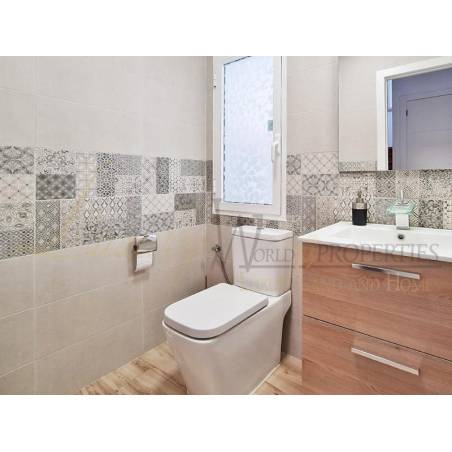 Sprzedaż - Nieruchomości - Dom / Apartament - Calle Extremadura 2