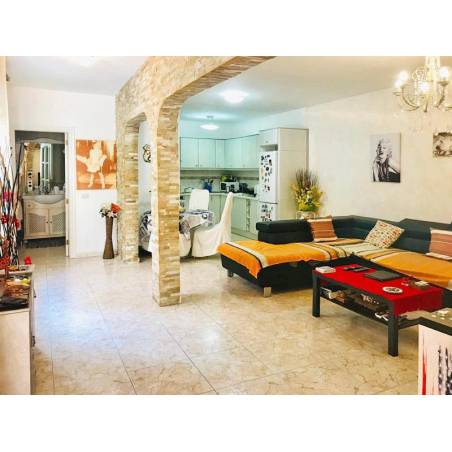 Sprzedaż - Nieruchomości - Mieszkanie - Calle Isla de Gran Canaria 1