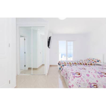 Sprzedaż - Nieruchomości - Dom / Apartament - Roque del Conde 5