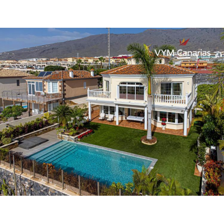 Sprzedaż - Nieruchomości - Dom / Willa - Adeje-El Galeon 1