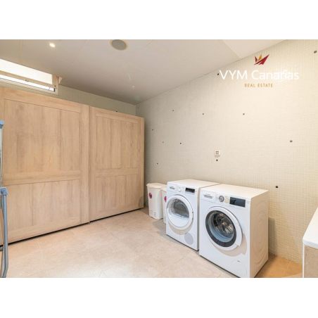 Sprzedaż - Nieruchomości - Dom / Willa - Adeje-El Galeon 1