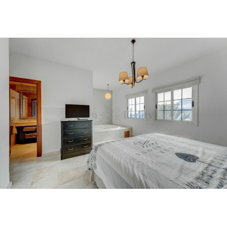 Sprzedaż - Nieruchomości - Penthouse - Las Chafiras, San Miguel de Abona 1