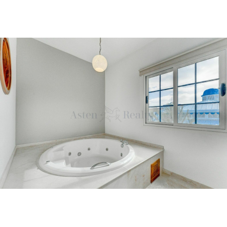 Sprzedaż - Nieruchomości - Penthouse - Las Chafiras, San Miguel de Abona 1