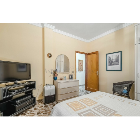 Sprzedaż - Nieruchomości - House - San Juan de la Rambla 1