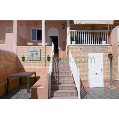 Sprzedaż - Nieruchomości - Dom szeregowy - Charco del Valle 1